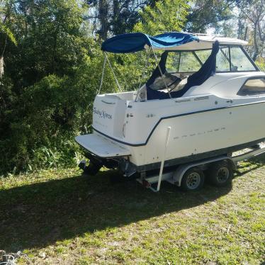 2006 Bayliner classic cruiser 242