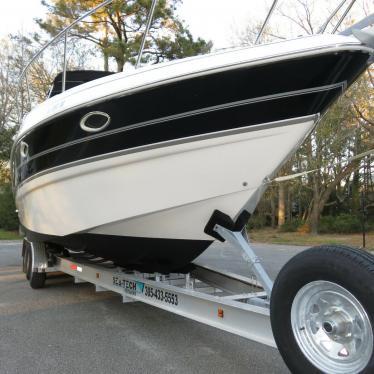 2008 Larson 330 cabrio not mid cabin model