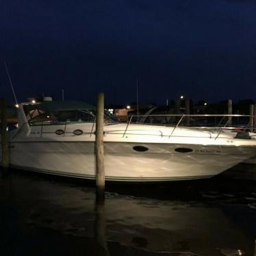 1995 Sea Ray 370 express cruiser