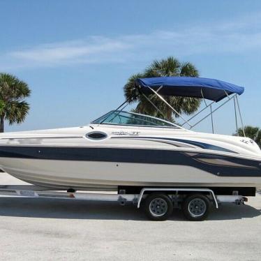 2004 Sea Ray 240 sundeck