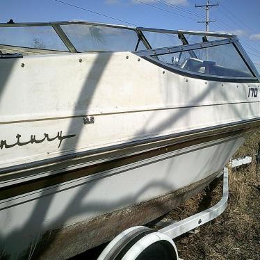 1994 Century 170 bow rider