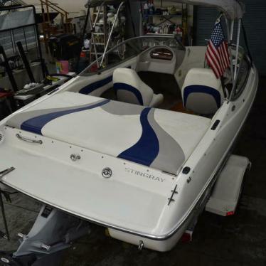 2004 Stingray 180rx bowrider