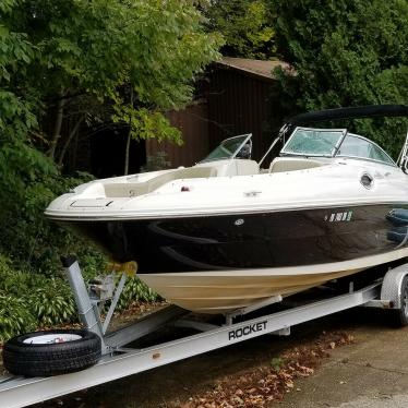 2006 Sea Ray 240 sundeck