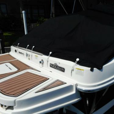 2014 Sea Ray sundeck 260