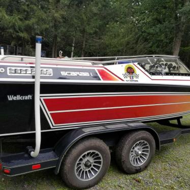 1985 Wellcraft scarab