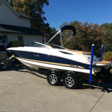 2014 Sea Ray 210 slx