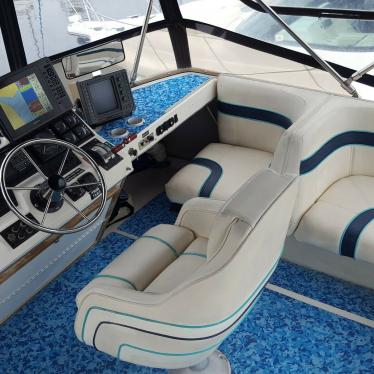 1988 Bayliner 3888