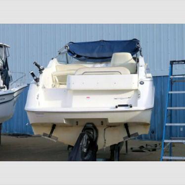 2001 Wellcraft 2400 martinique