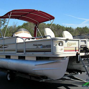 Crest Fisherman DL 2002 for sale for $100 - Boats-from-USA.com