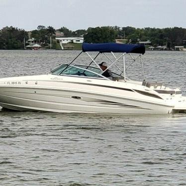 2011 Sea Ray 240 sundeck