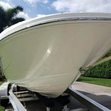 2011 Sea Ray 240 sundeck