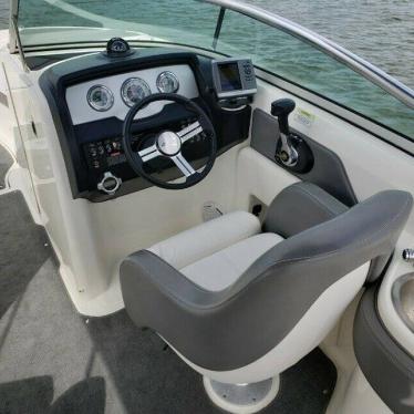 2011 Sea Ray 240 sundeck