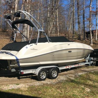 2009 Sea Ray sundeck 260