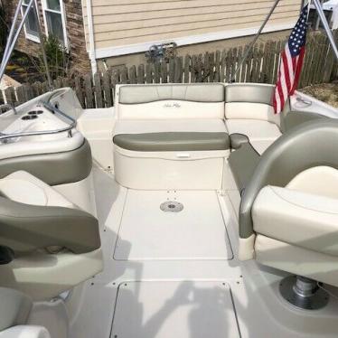 2005 Sea Ray 240 sundeck