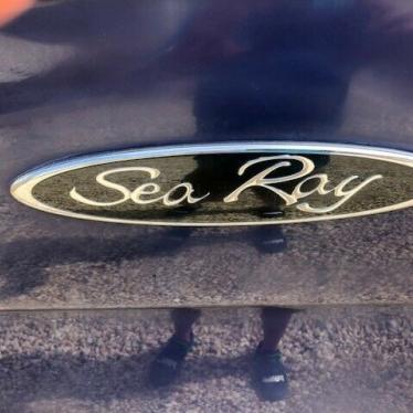 2005 Sea Ray 240 sundeck