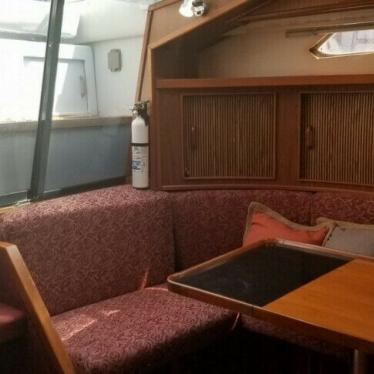 1987 Sea Ray 390 express cruiser - rebuilt cat diesels