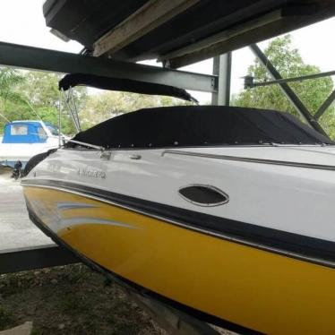 2010 Rinker captiva 246