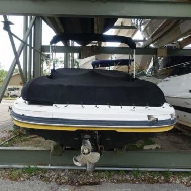 2010 Rinker captiva 246