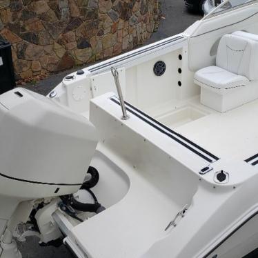 2000 Wellcraft sportsman 210