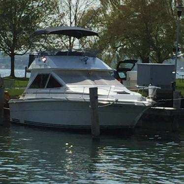 1988 Sea Ray 345 sedan bridge