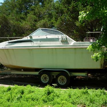 1980 Bayliner saratoga