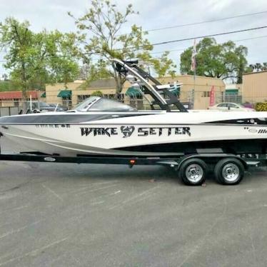 2012 Malibu 247 lsv wakesetter