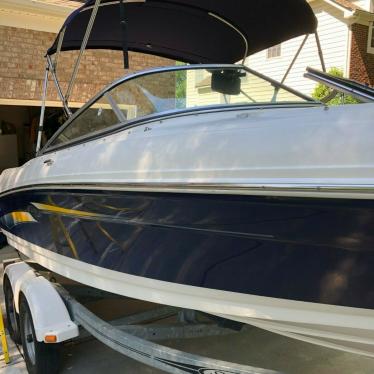 2006 Sea Ray sport 205