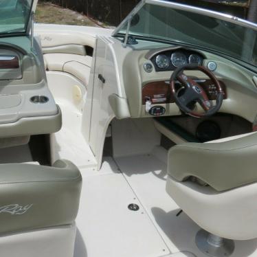 2005 Sea Ray 200 select