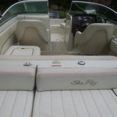 2008 Sea Ray 210 sundeck