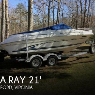 2000 Sea Ray 215 express cruiser