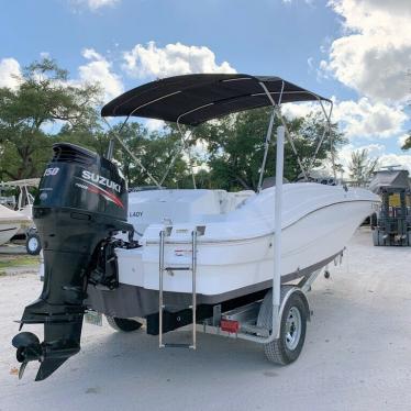 2013 Hurricane sundeck sport 203