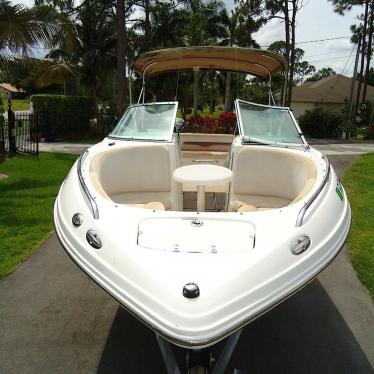 2004 Chaparral 230 ssi