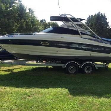 2006 Crownline 260ls bowrider