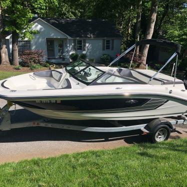 2016 Sea Ray spx 19 ob