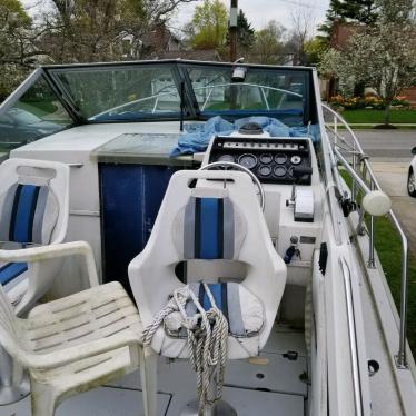 Wellcraft 24 Cabin/fishing 1989 for sale for $500 - Boats-from-USA.com