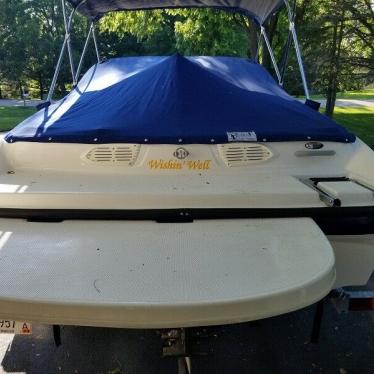 2005 Bayliner capri