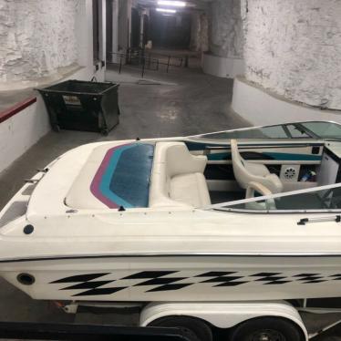 1994 Rinker 236