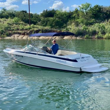 1999 Cobalt 220 bowrider