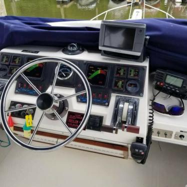 1987 Bayliner 38