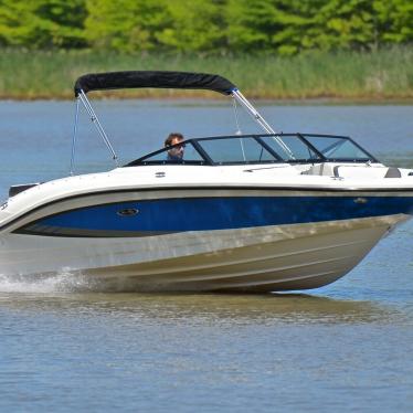 2015 Sea Ray 21 spx