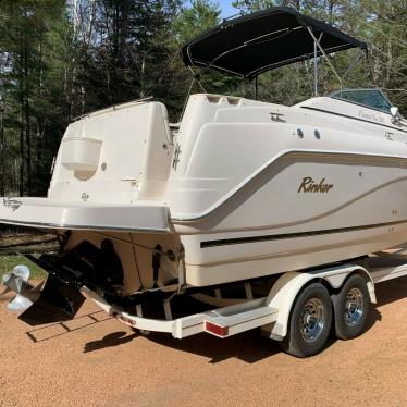 2004 Rinker 270 fiesta vee