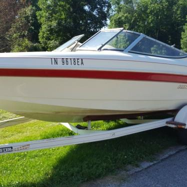 1996 Rinker runabout