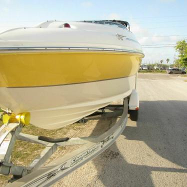 2004 Sea Ray sundeck 240