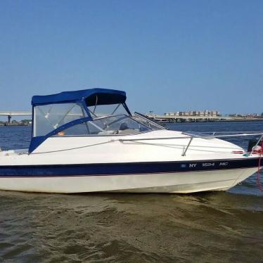 2005 Bayliner cuddy cabin