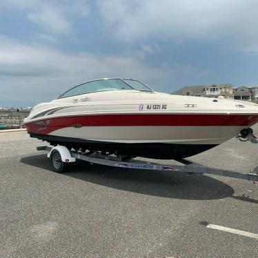 2004 Sea Ray 220 sundeck