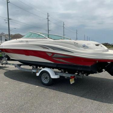 2004 Sea Ray 220 sundeck