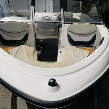 2004 Bayliner 175