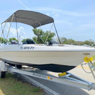 2015 Rinker 170 br