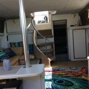 1994 Cruisers 3850 aft cabin