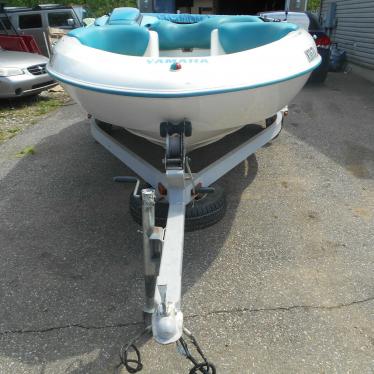 1998 Yamaha exciter 135hp jet boat - trailer included